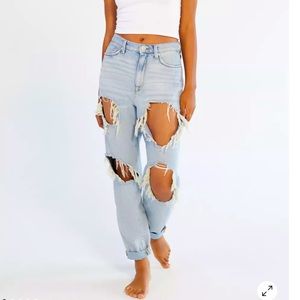 Urban Outfitters Mom Jean